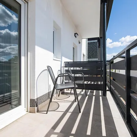 Luxury Workers 2 公寓 *